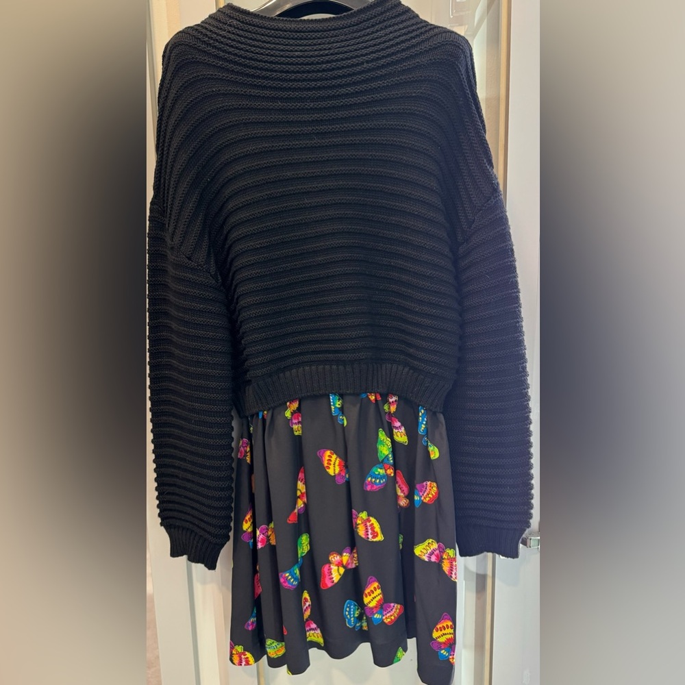 Never worn Moschino dress